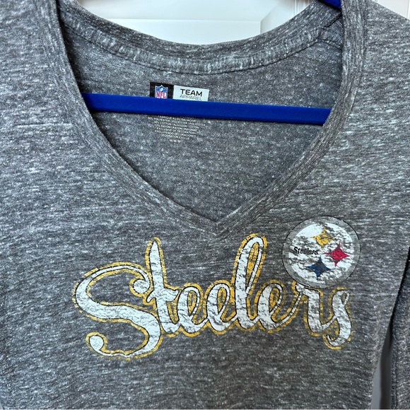 Team Apparel NFL Pittsburgh Steelers Long Sleeve Graphic Tee-Shirt Size M EUC - Picture 2 of 6